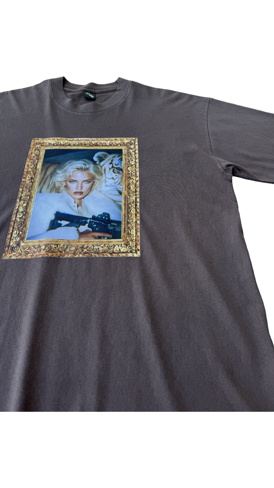 "INTRUDER" T-SHIRT